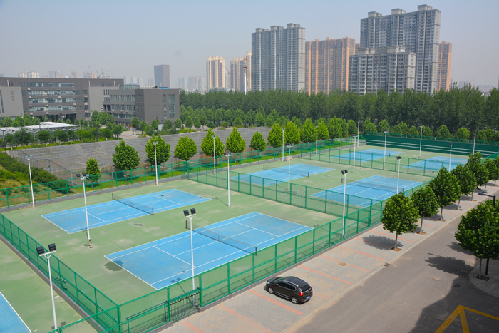东室外网球场.jpg 新球体育平台